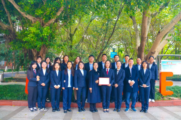 星教育 | 從“一”開(kāi)始，以愛(ài)育才：德外不變的情懷，用六年影響一生！