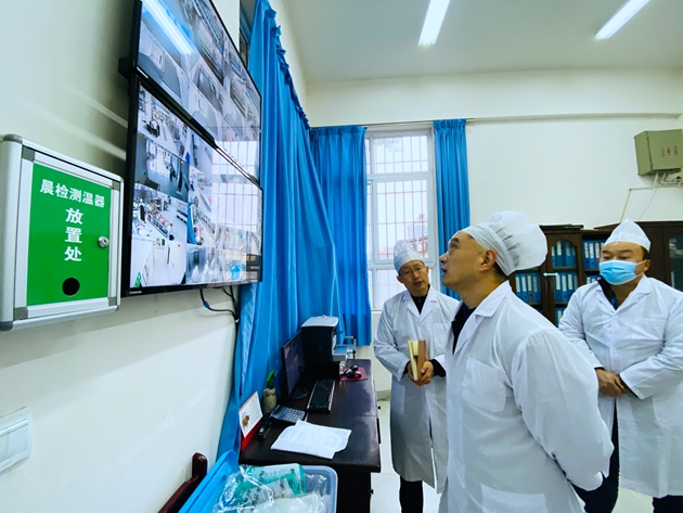 1640913570834164.jpg 繼光實驗學(xué)校接受省級安全發(fā)展示范城市督導(dǎo)評估2.jpg